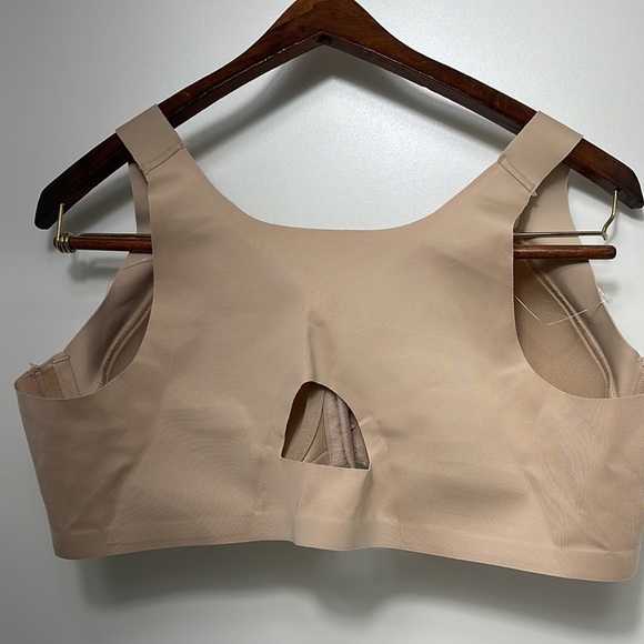 Bali | Intimates & Sleepwear | Nwt 42d Bali One Smooth U Posture Boost Eversmooth Back Tan